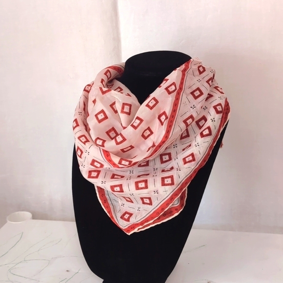 Vintage Red Creme Geometric Square Scarf Hankie Handkerchief - Picture 1 of 3